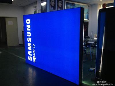 拉布灯箱9公分-地下停车库